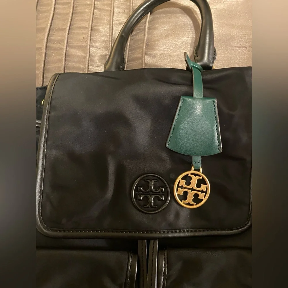 TORY BURCH- EUC Perry Black Nylon Quilted Green Interior Flap Cinched Backpack